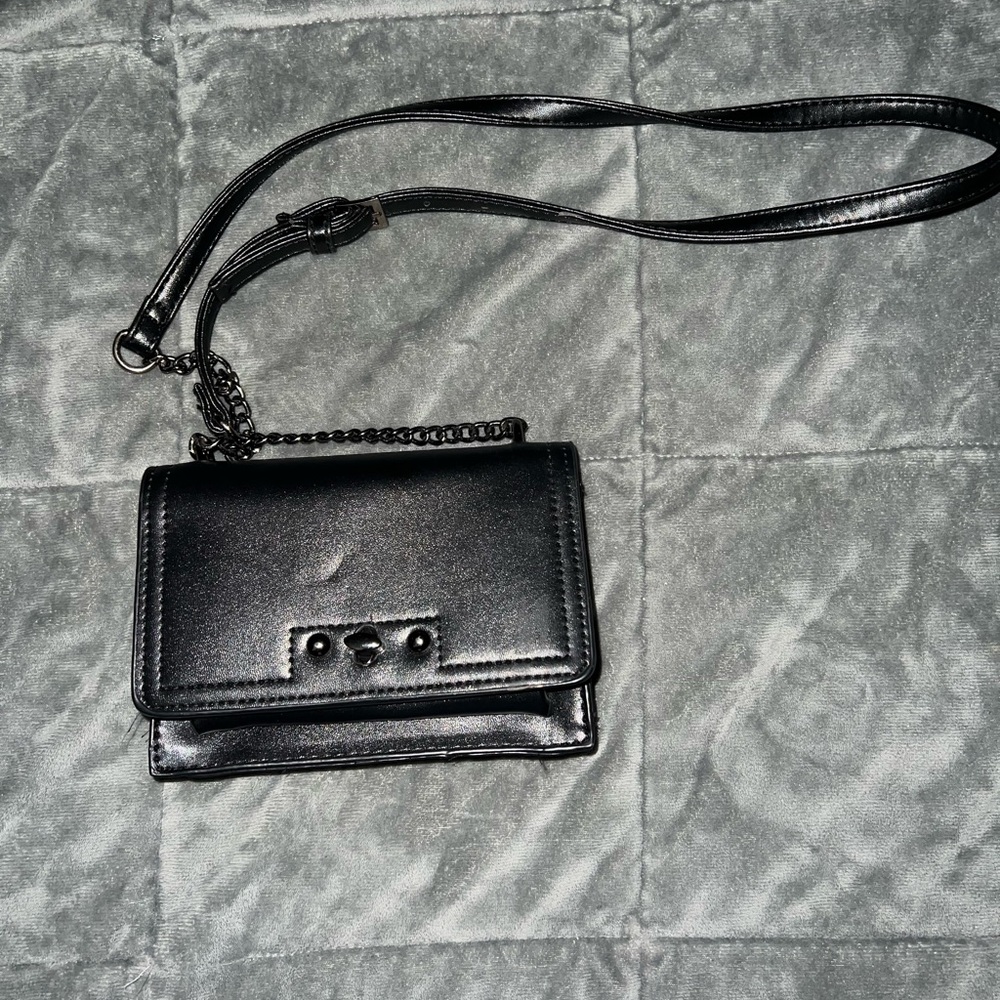 Elegant Black Leather Crossbody Bag